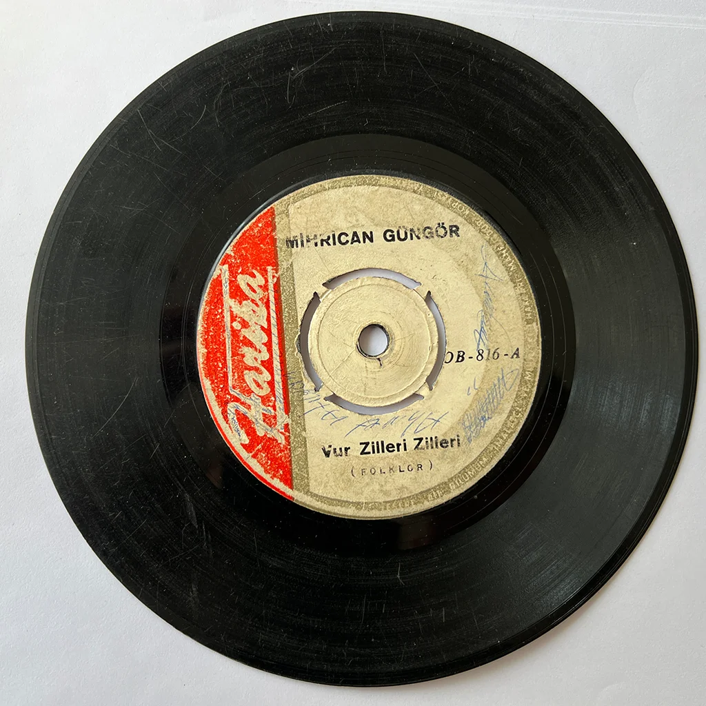 Mihrican Güngör İki Gönül Bir Olunca 45'lik Plak 2 mihrican gungor 2