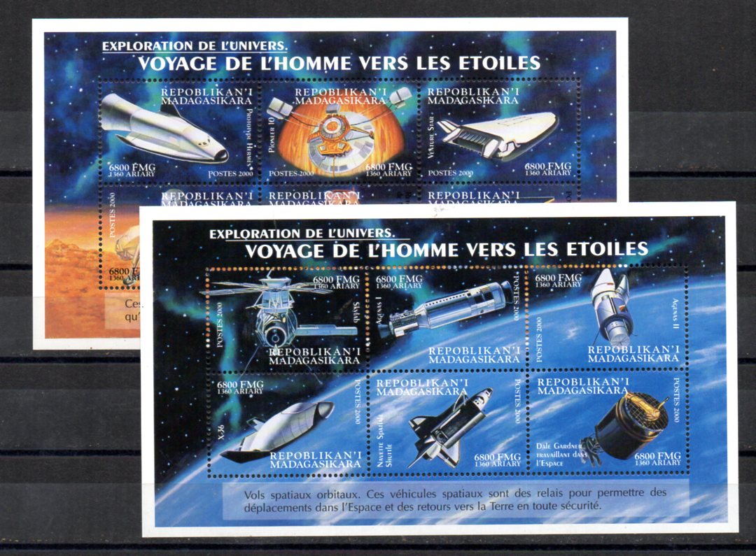 2017 John Glenn Temalı MNH Blok 1 klikyayeni 110 1 1.jpg