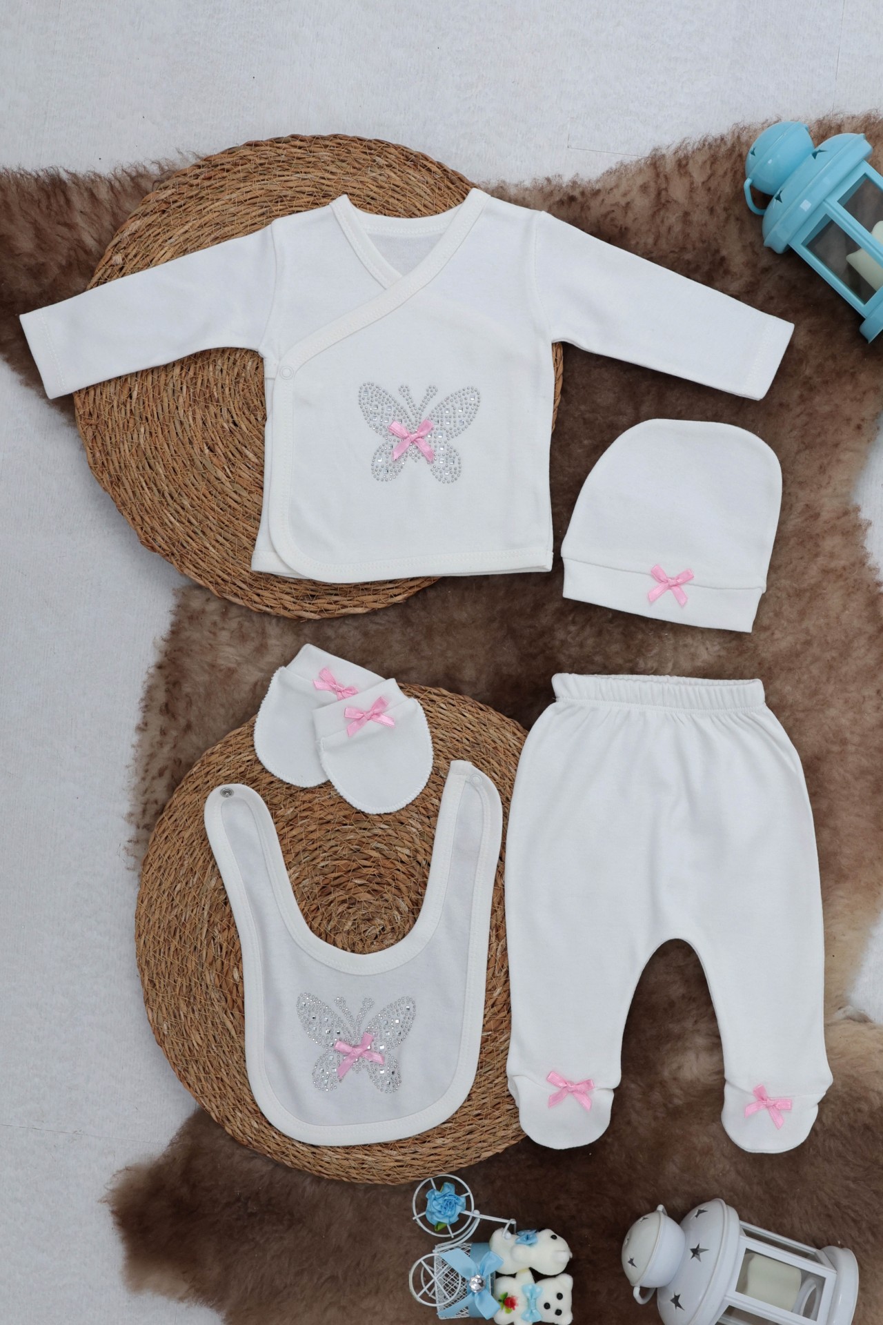 Sema Baby 5 Parça Hastane Çıkışı Zıbın Seti 0-3 Ay - Pink Butterfly 1 Sema Baby 5 Parça Hastane Çıkışı Zıbın Seti 0-3 Ay - Pink Butterfly